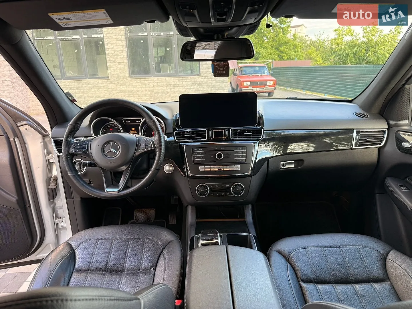 2016 Mercedes-Benz GLE - мініатюра 12