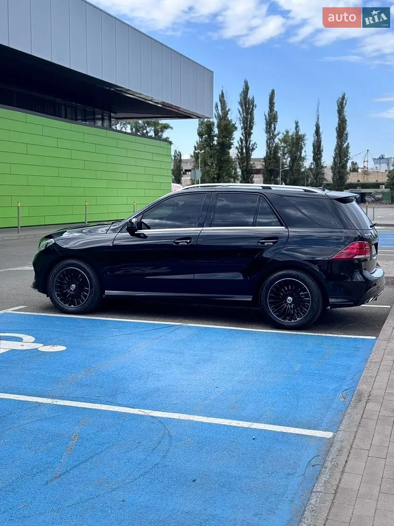 2017 Mercedes-Benz GLE - мініатюра 16