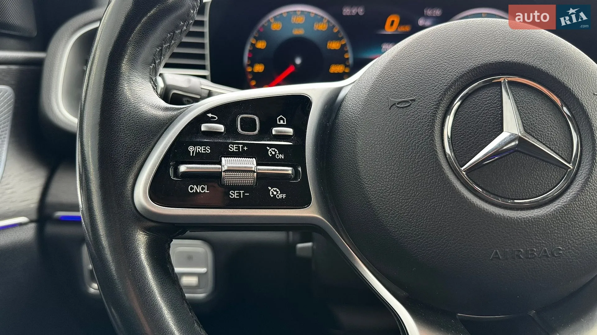 2020 Mercedes-Benz GLE - мініатюра 44