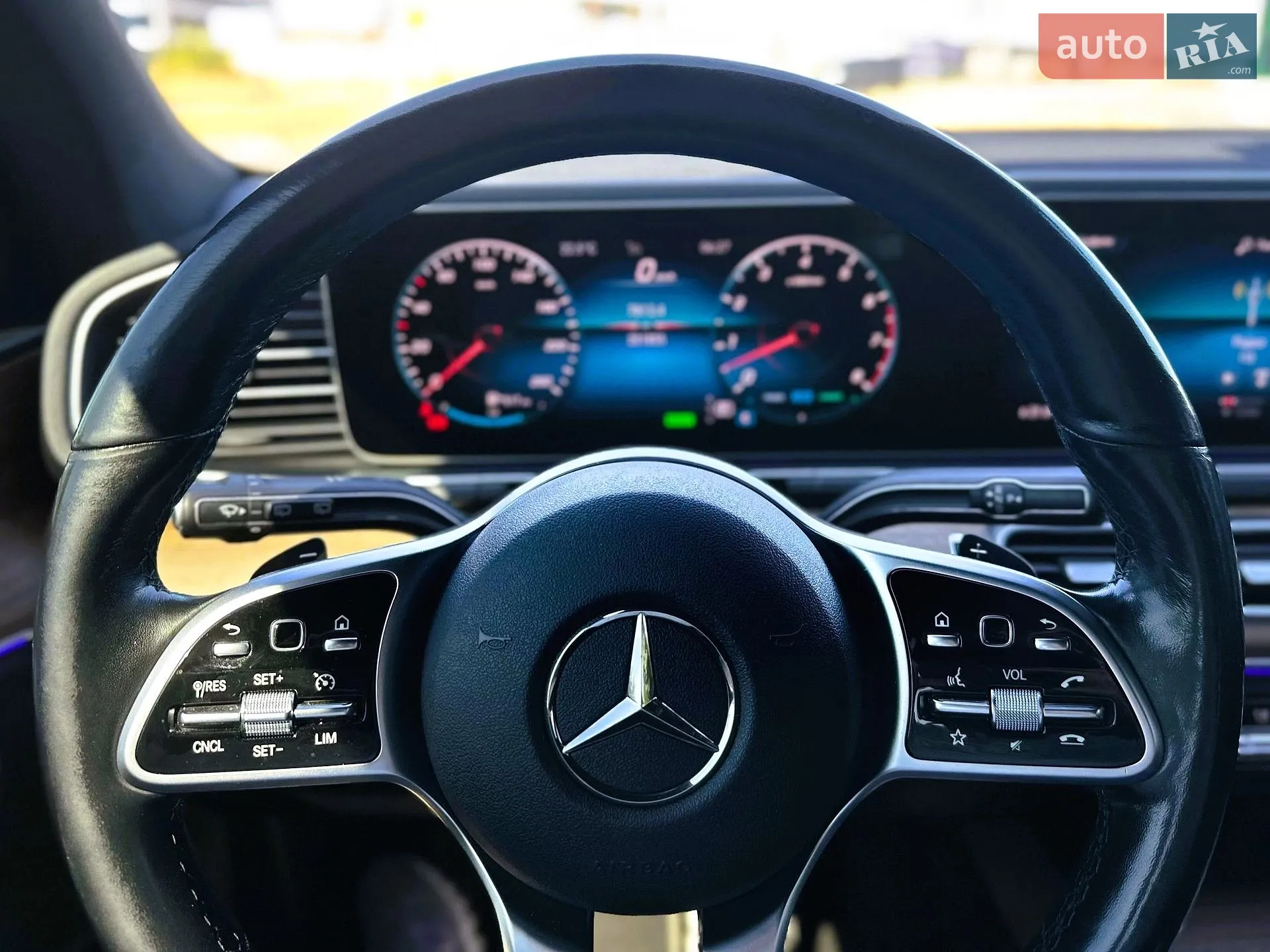2019 Mercedes-Benz GLE - мініатюра 39