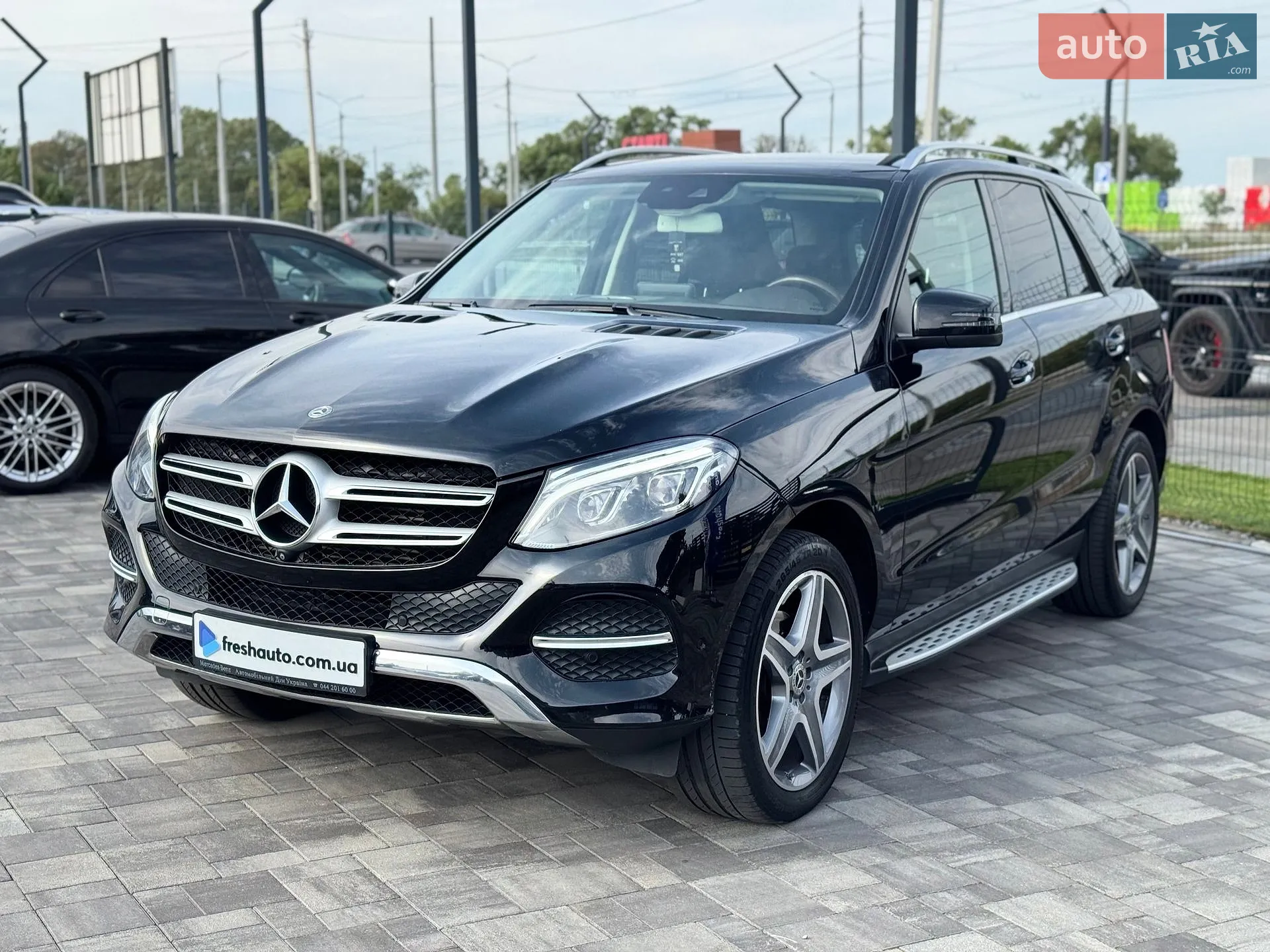 2017 Mercedes-Benz GLE - мініатюра 8