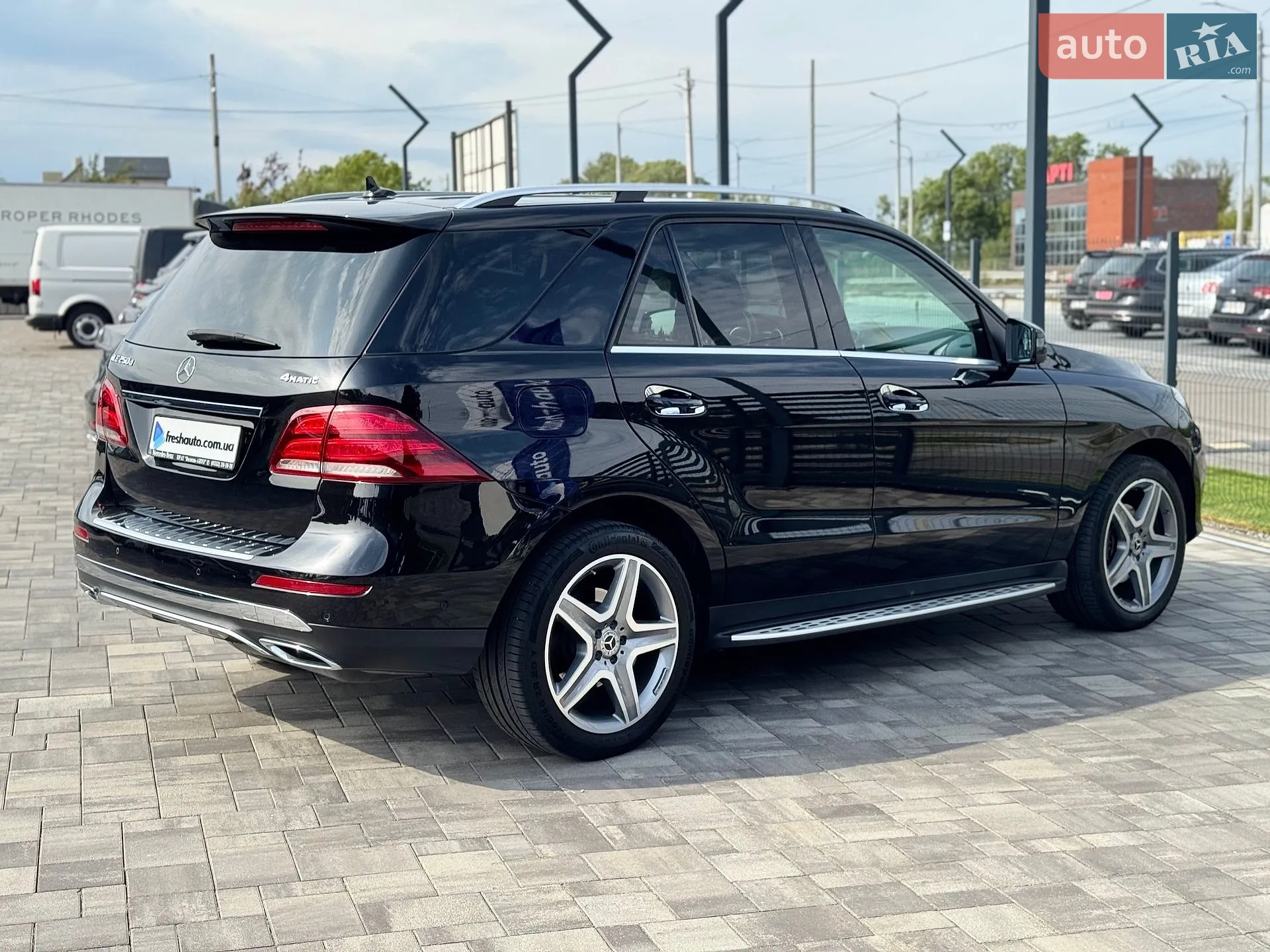 2017 Mercedes-Benz GLE - мініатюра 3
