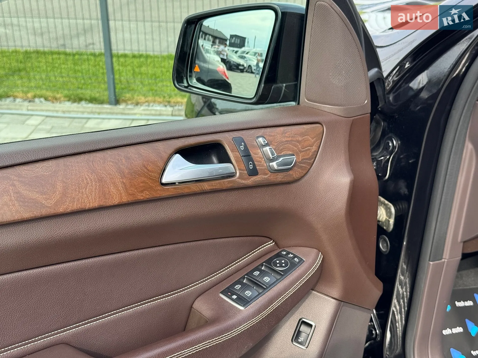 2017 Mercedes-Benz GLE - мініатюра 14