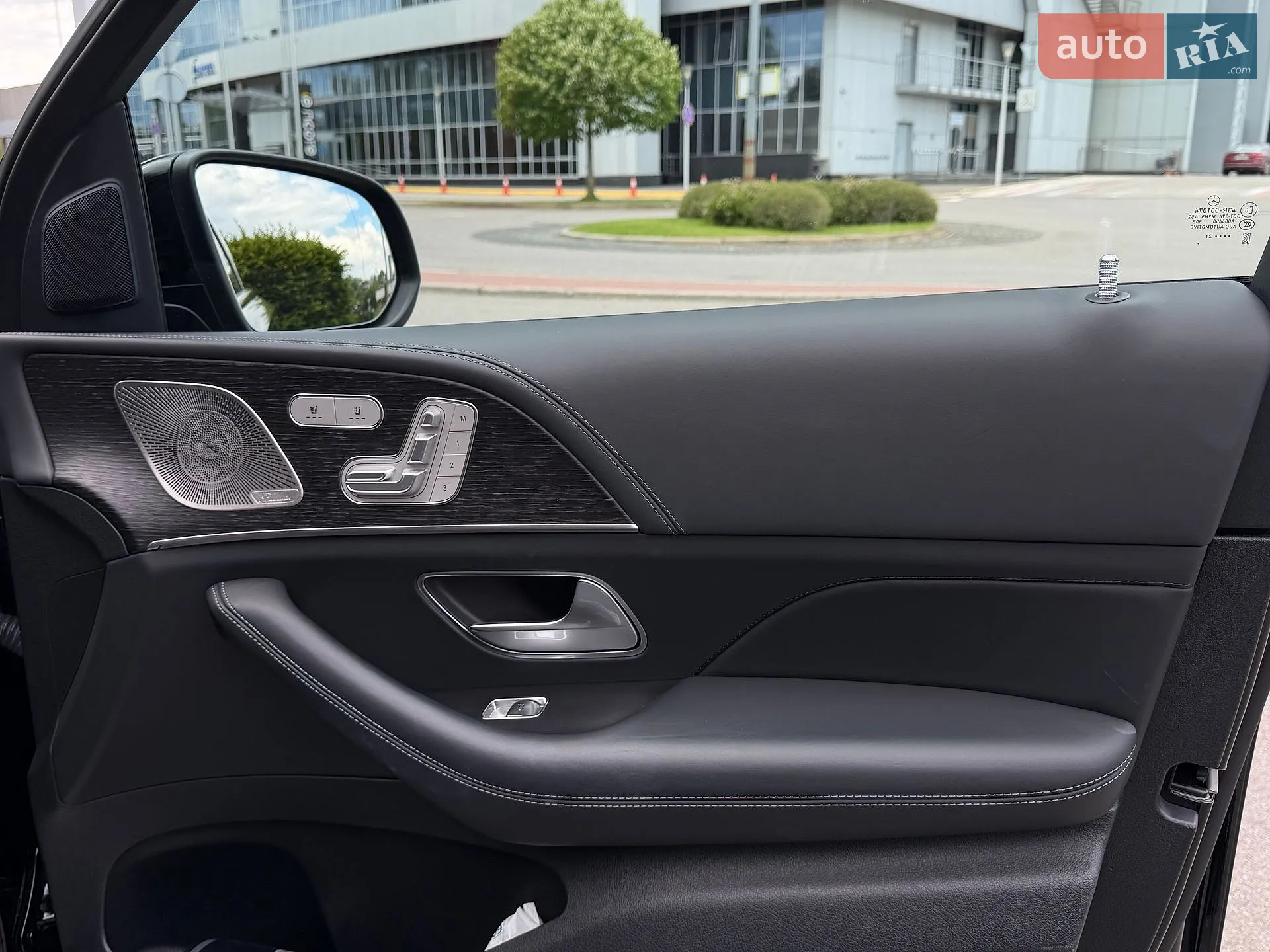 2021 Mercedes-Benz GLE - мініатюра 16