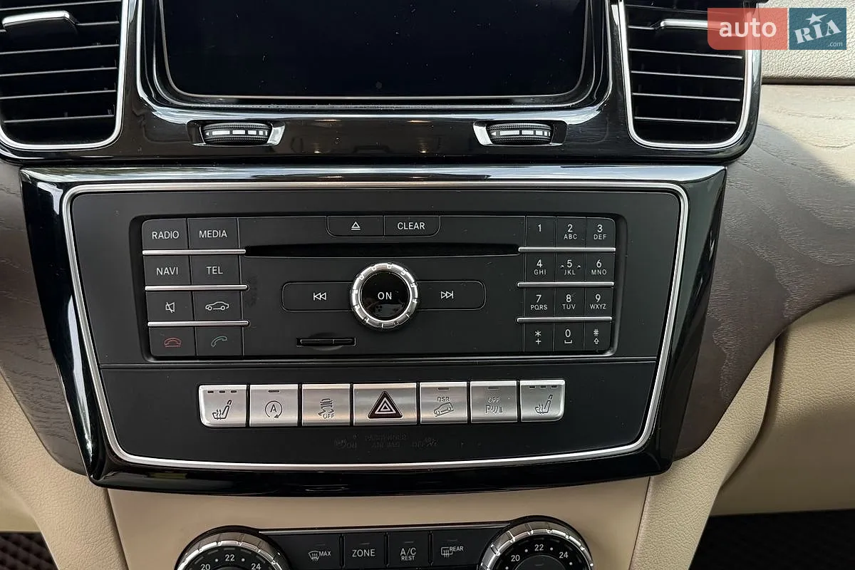 2016 Mercedes-Benz GLE - мініатюра 17