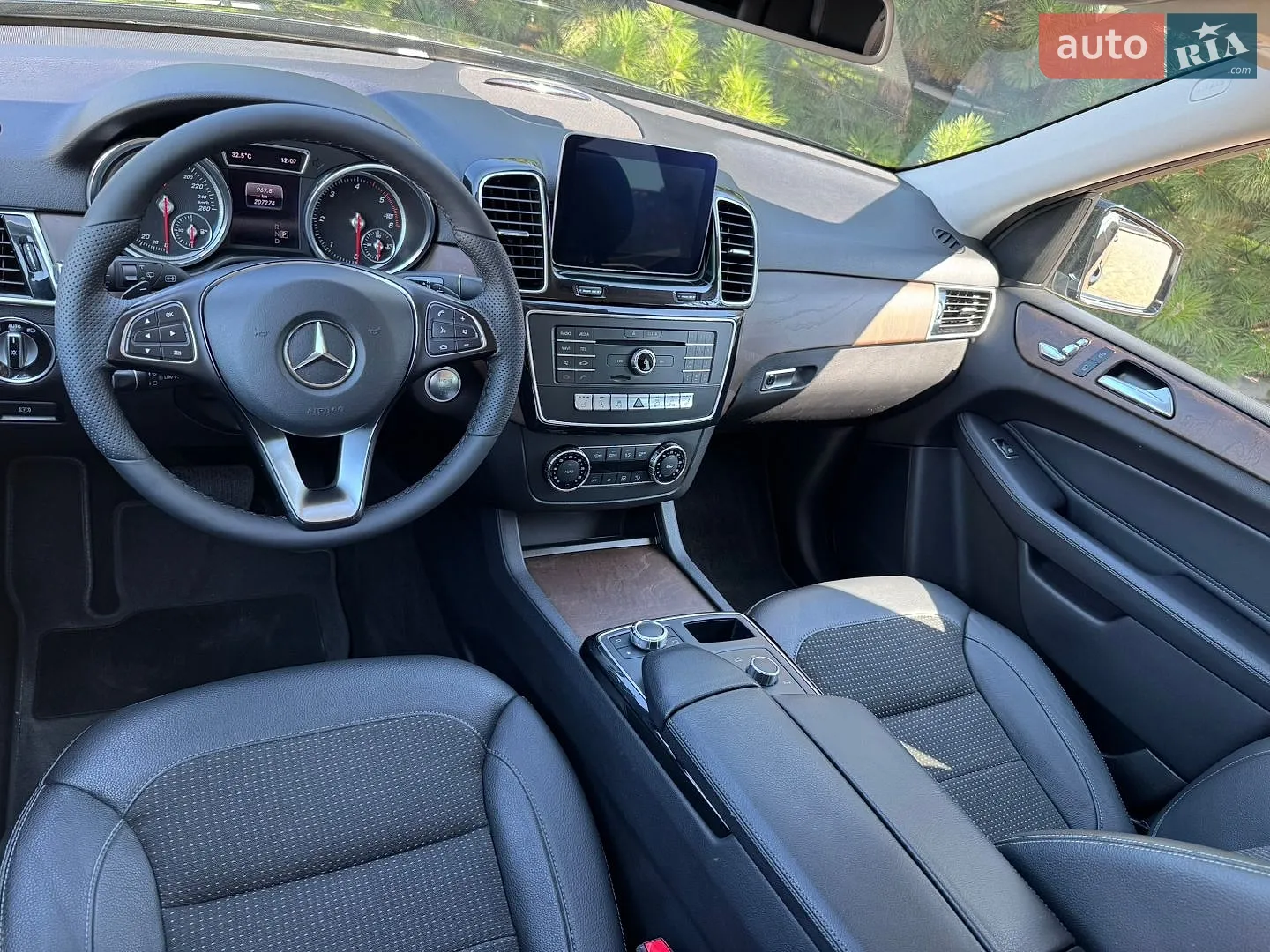 2018 Mercedes-Benz GLE - мініатюра 38