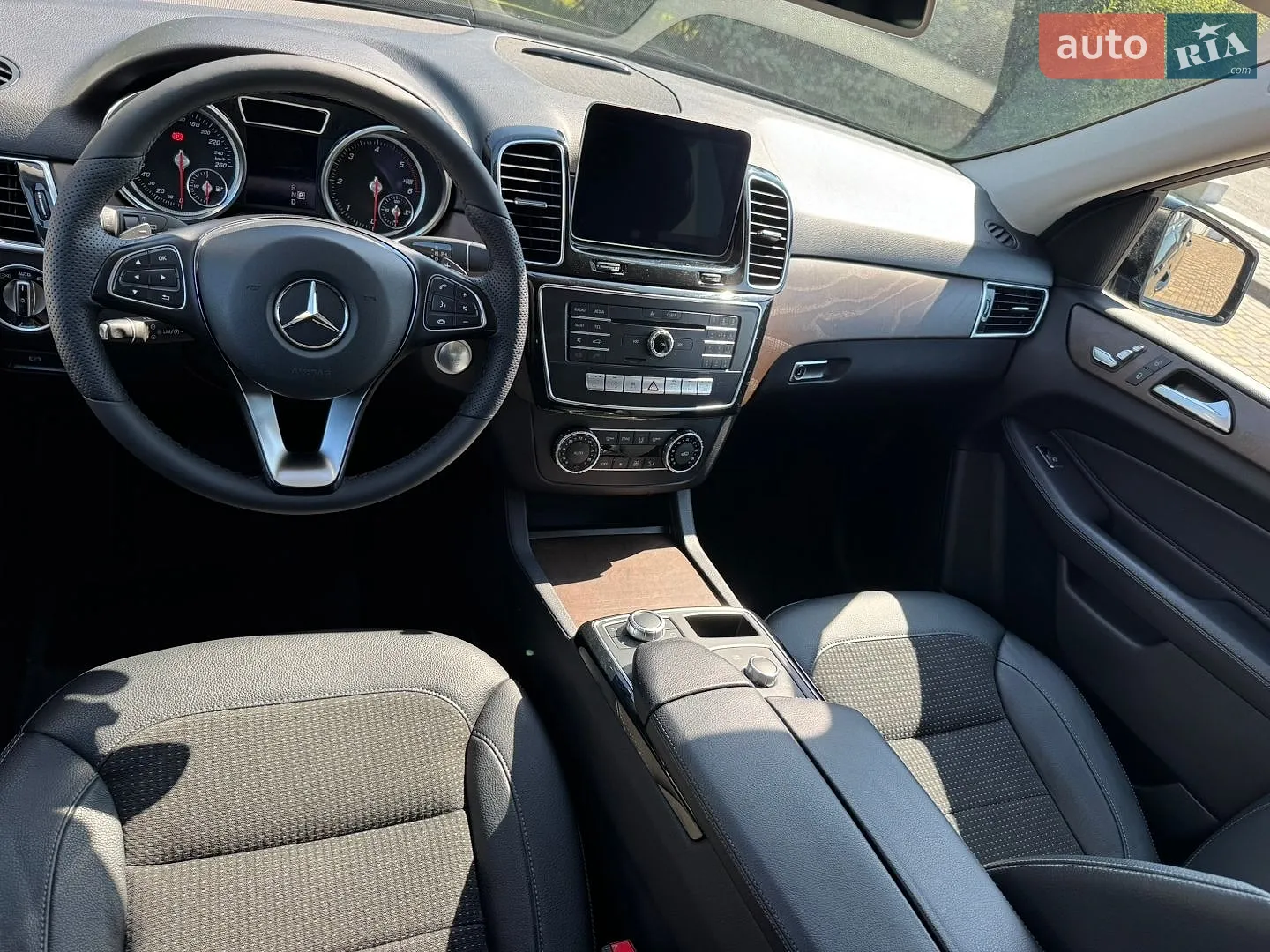 2018 Mercedes-Benz GLE - мініатюра 59