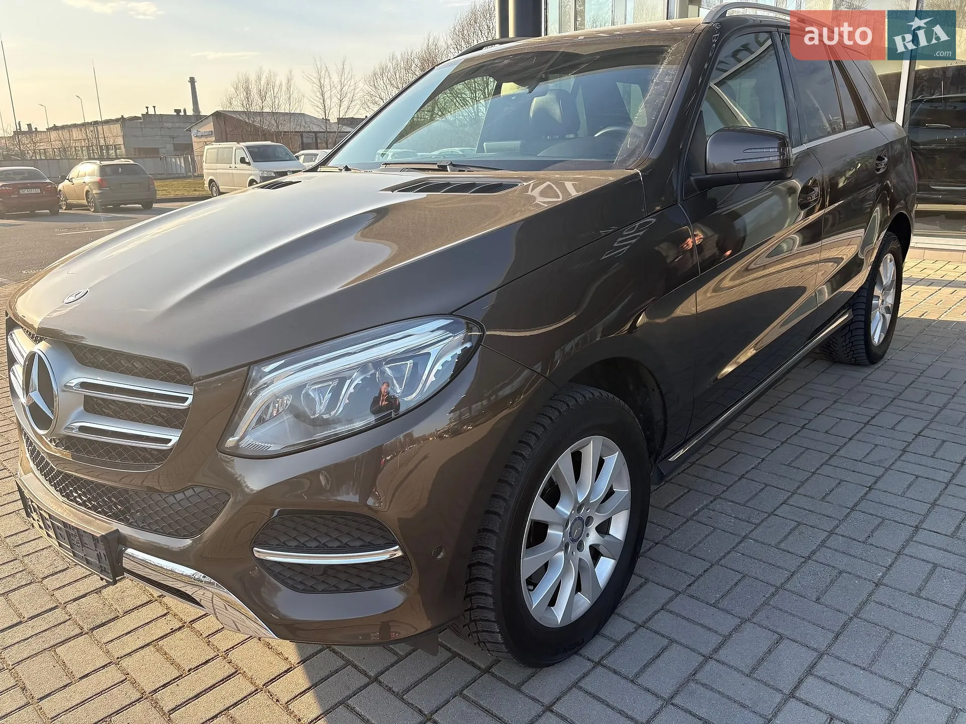 2016 Mercedes-Benz GLE - мініатюра 2