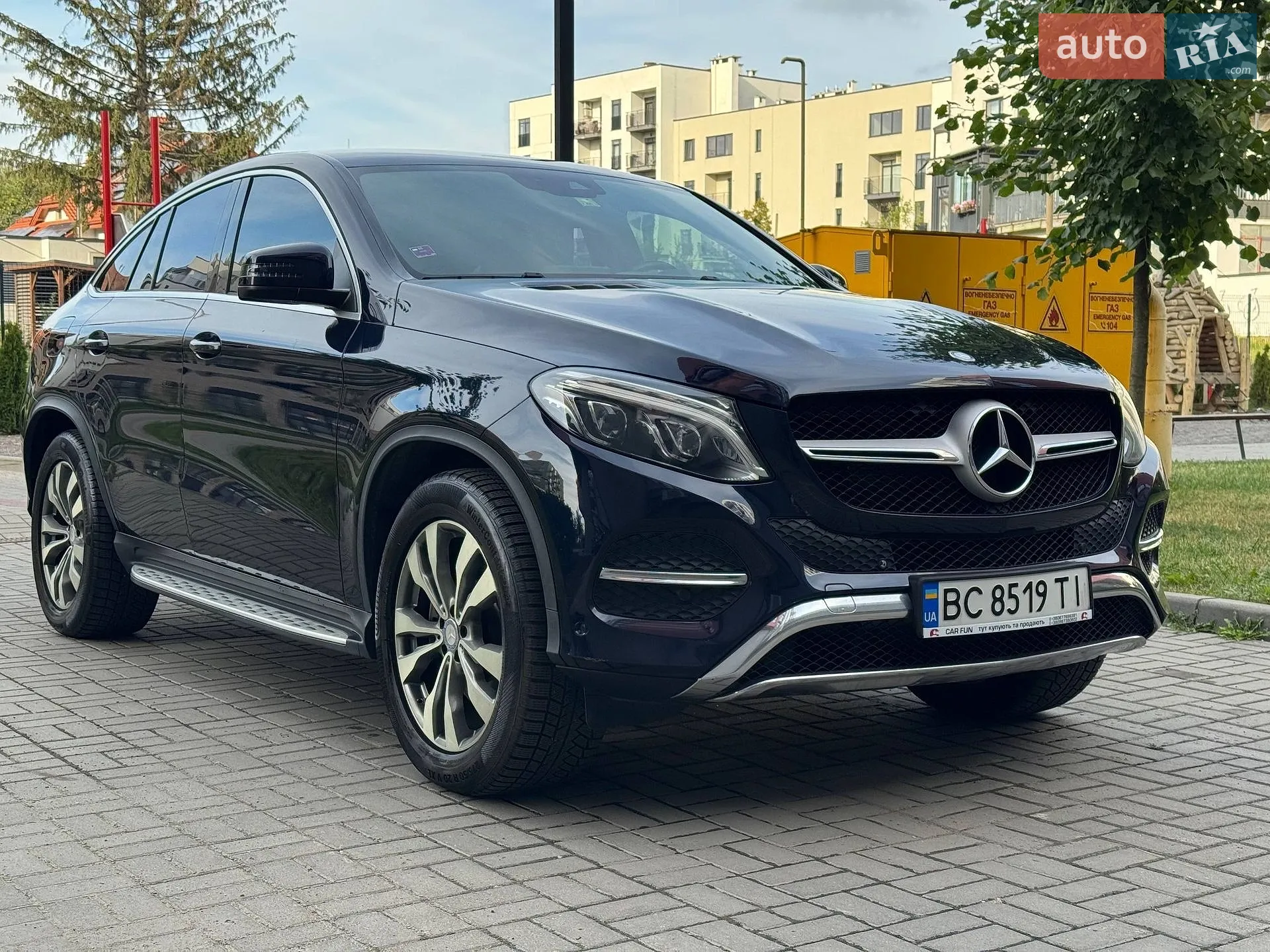 2016 Mercedes-Benz GLE - мініатюра 3