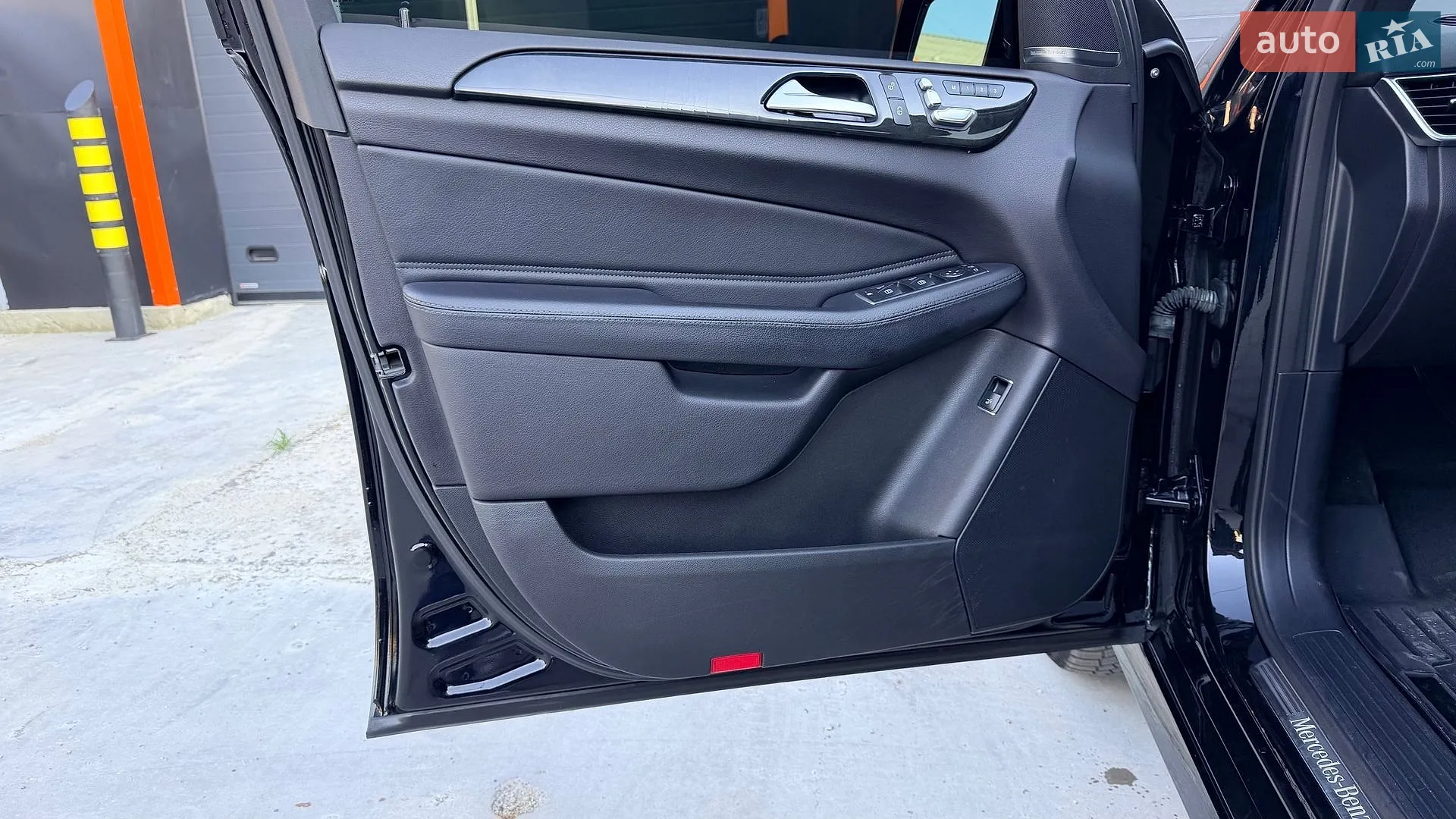 2015 Mercedes-Benz GLE - мініатюра 38