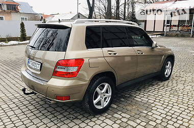 Позашляховик / Кросовер Mercedes-Benz GLK-Class 2009 в 