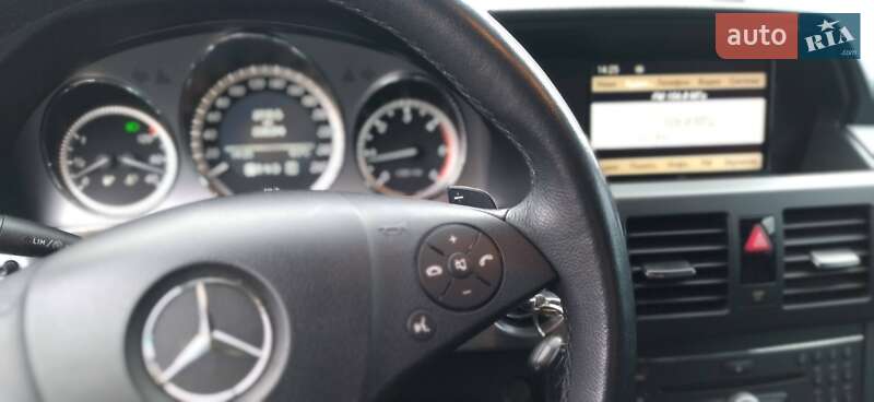 Внедорожник / Кроссовер Mercedes-Benz GLK-Class 2009 в Владимире
