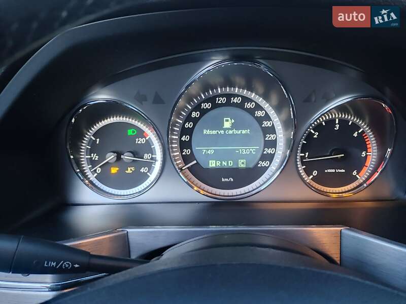Внедорожник / Кроссовер Mercedes-Benz GLK-Class 2009 в Владимире