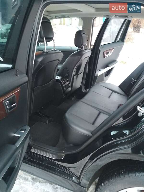 Позашляховик / Кросовер Mercedes-Benz GLK-Class 2011 в Рівному