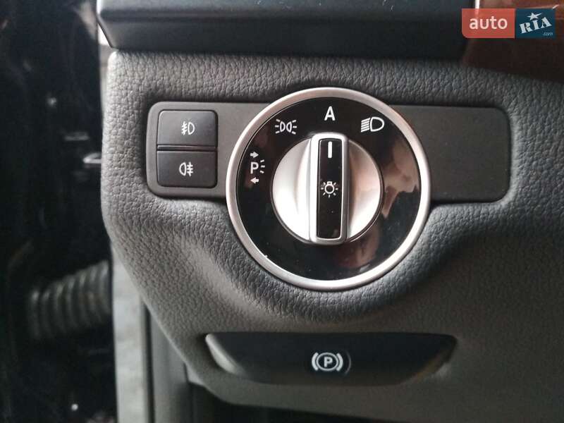 Позашляховик / Кросовер Mercedes-Benz GLK-Class 2011 в Рівному