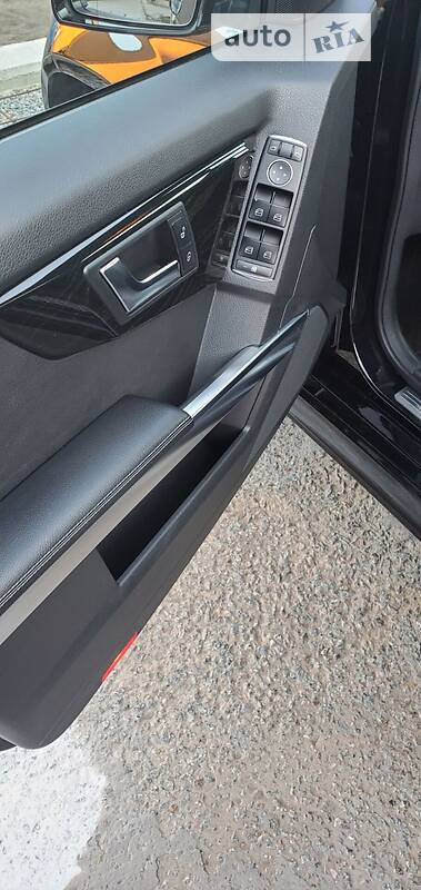 Внедорожник / Кроссовер Mercedes-Benz GLK-Class 2013 в Борисполе