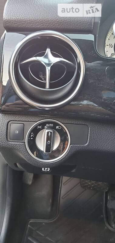 Внедорожник / Кроссовер Mercedes-Benz GLK-Class 2013 в Борисполе
