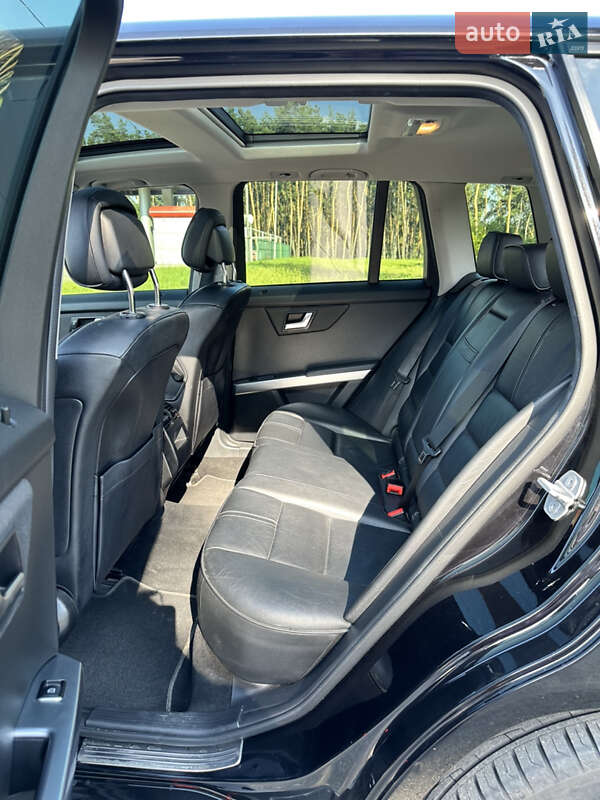 Позашляховик / Кросовер Mercedes-Benz GLK-Class 2012 в Харкові