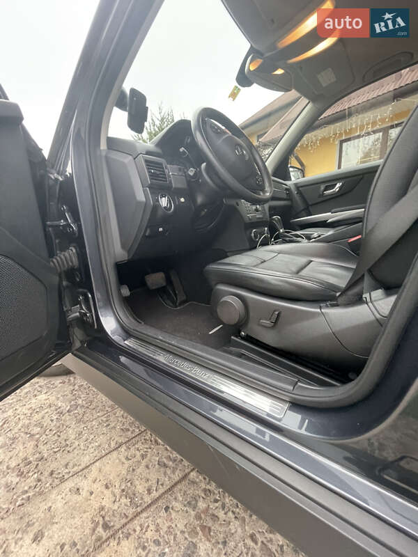 Внедорожник / Кроссовер Mercedes-Benz GLK-Class 2010 в Ковеле
