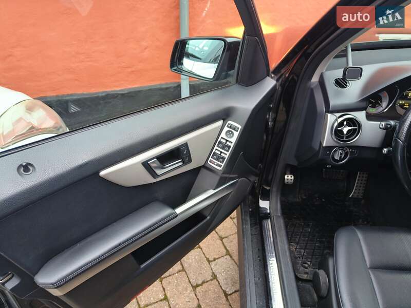 Внедорожник / Кроссовер Mercedes-Benz GLK-Class 2014 в Харькове