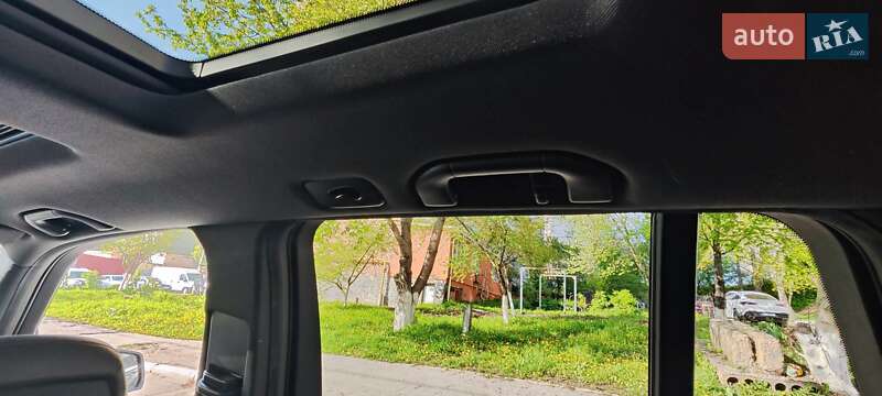 Позашляховик / Кросовер Mercedes-Benz GLK-Class 2015 в 