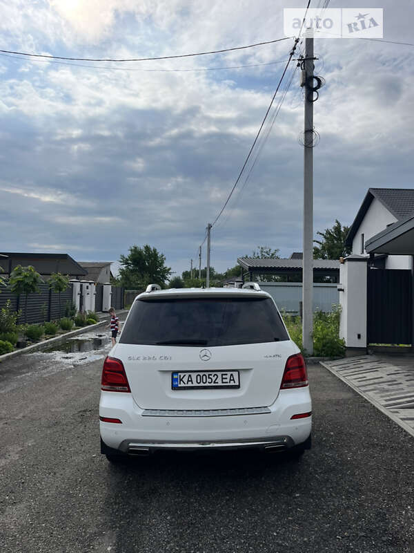 Внедорожник / Кроссовер Mercedes-Benz GLK-Class 2012 в Киеве фото 5 Внедорожник / Кроссовер Mercedes-Benz GLK-Class 2012 в Киеве