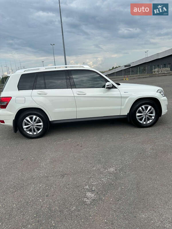 Внедорожник / Кроссовер Mercedes-Benz GLK-Class 2011 в Львове