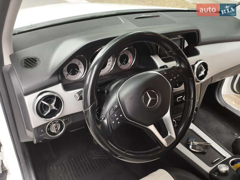 Внедорожник / Кроссовер Mercedes-Benz GLK-Class 2014 в Рени фото 11 Внедорожник / Кроссовер Mercedes-Benz GLK-Class 2014 в Рени