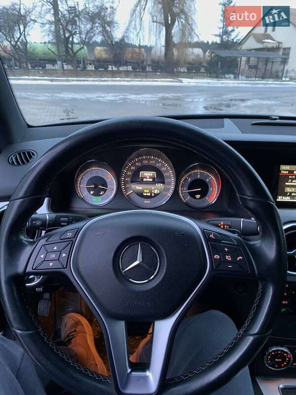 Внедорожник / Кроссовер Mercedes-Benz GLK-Class 2014 в Бродах