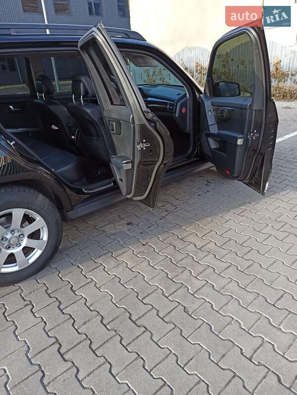 Внедорожник / Кроссовер Mercedes-Benz GLK-Class 2012 в Киеве