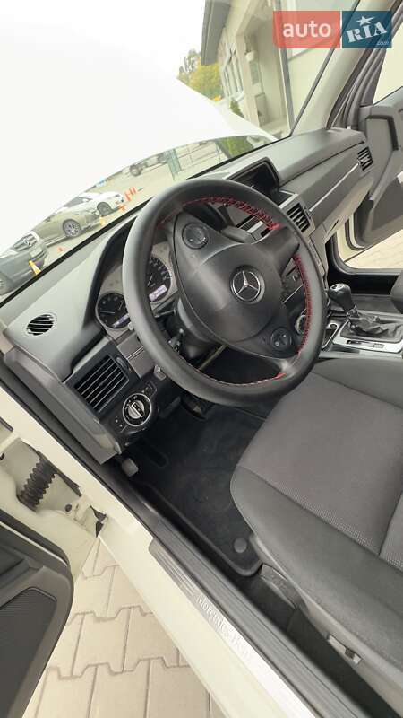Позашляховик / Кросовер Mercedes-Benz GLK-Class 2011 в Чернівцях