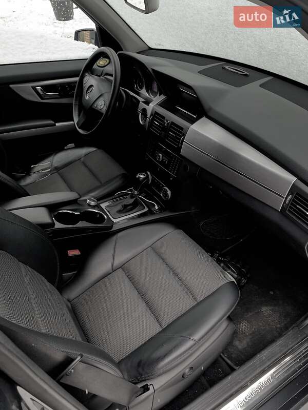 Внедорожник / Кроссовер Mercedes-Benz GLK-Class 2010 в Луцке