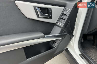 Внедорожник / Кроссовер Mercedes-Benz GLK-Class 2013 в 