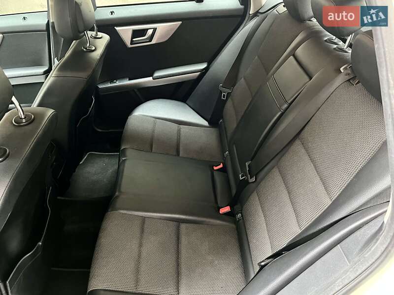Внедорожник / Кроссовер Mercedes-Benz GLK-Class 2012 в Киеве фото 11 Внедорожник / Кроссовер Mercedes-Benz GLK-Class 2012 в Киеве