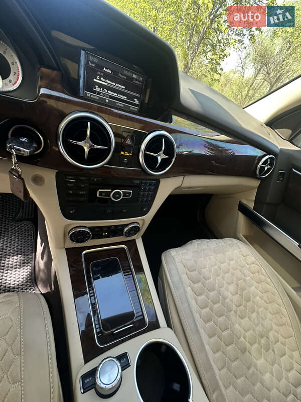 Внедорожник / Кроссовер Mercedes-Benz GLK-Class 2013 в Миргороде