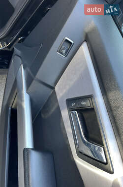Внедорожник / Кроссовер Mercedes-Benz GLK-Class 2010 в 