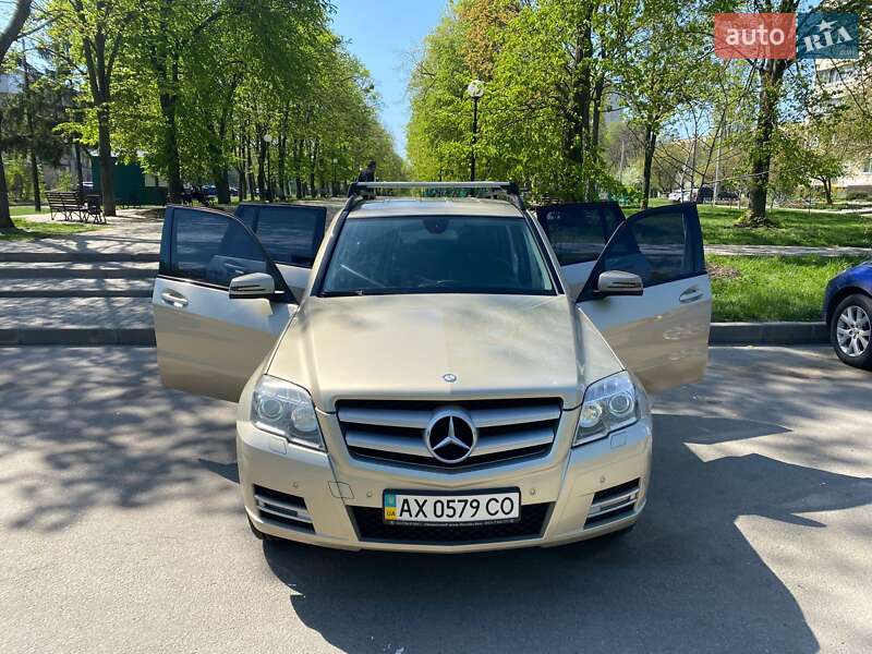 Внедорожник / Кроссовер Mercedes-Benz GLK-Class 2011 в 