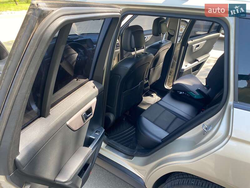Внедорожник / Кроссовер Mercedes-Benz GLK-Class 2011 в Харькове