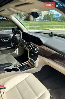 Позашляховик / Кросовер Mercedes-Benz GLK-Class 2013 в 