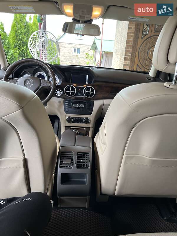 Внедорожник / Кроссовер Mercedes-Benz GLK-Class 2015 в Жмеринке фото 6 Внедорожник / Кроссовер Mercedes-Benz GLK-Class 2015 в Жмеринке