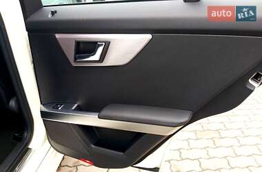 Позашляховик / Кросовер Mercedes-Benz GLK-Class 2011 в 