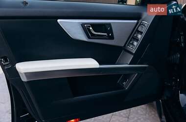 Внедорожник / Кроссовер Mercedes-Benz GLK-Class 2009 в 