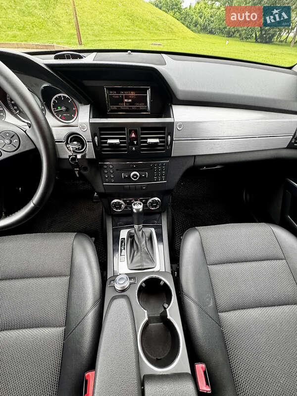 Позашляховик / Кросовер Mercedes-Benz GLK-Class 2011 в Києві