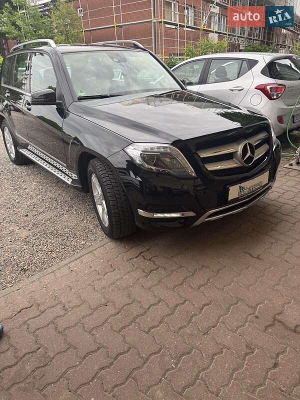 Позашляховик / Кросовер Mercedes-Benz GLK-Class 2014 в Києві