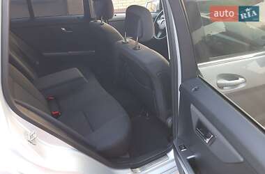 Внедорожник / Кроссовер Mercedes-Benz GLK-Class 2010 в 