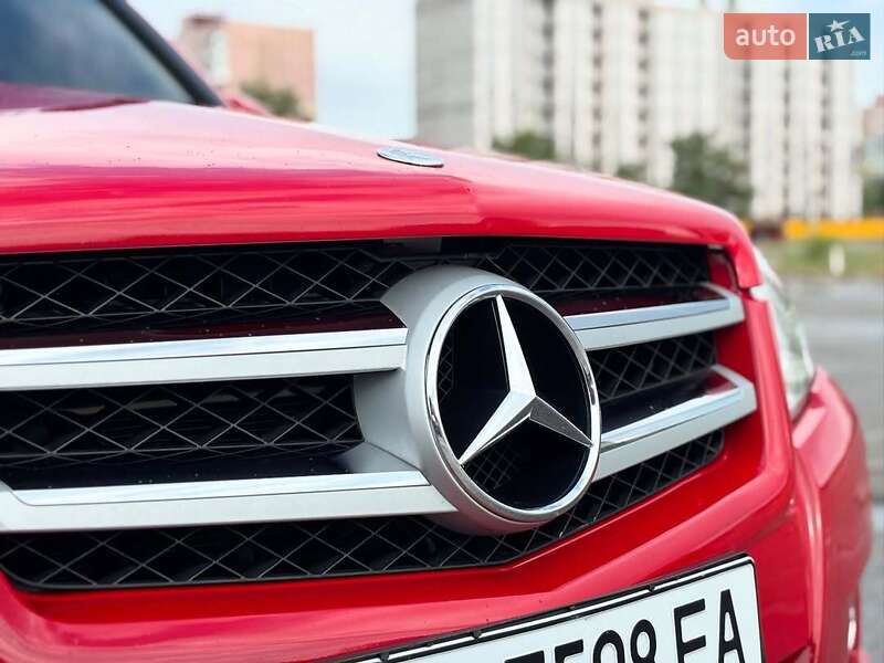 Внедорожник / Кроссовер Mercedes-Benz GLK-Class 2010 в Запорожье
