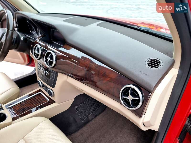 Внедорожник / Кроссовер Mercedes-Benz GLK-Class 2015 в Виннице