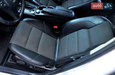 Внедорожник / Кроссовер Mercedes-Benz GLK-Class 2011 в 