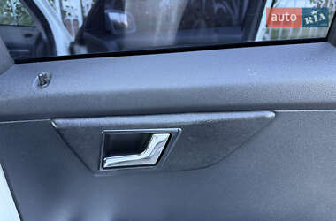 Внедорожник / Кроссовер Mercedes-Benz GLK-Class 2011 в 