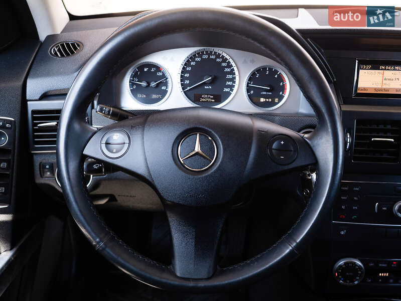 Позашляховик / Кросовер Mercedes-Benz GLK-Class 2011 в Києві фото 13 Позашляховик / Кросовер Mercedes-Benz GLK-Class 2011 в Києві